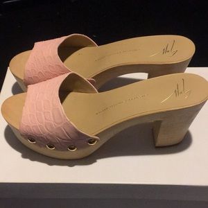 Giuseppe zanotti clogs